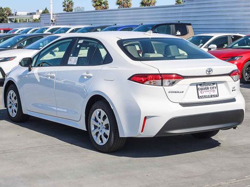 New 2026 Toyota Corolla LE image 7