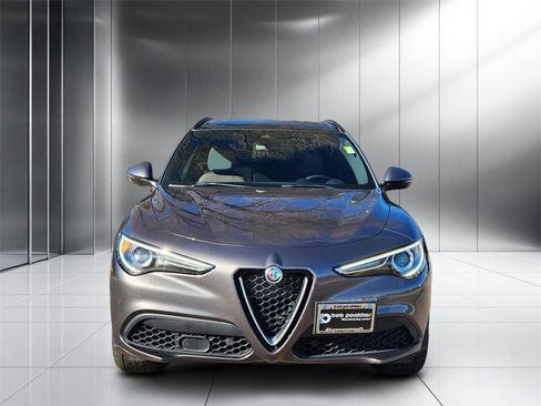 Used 2022 Alfa Romeo Stelvio Ti image 26