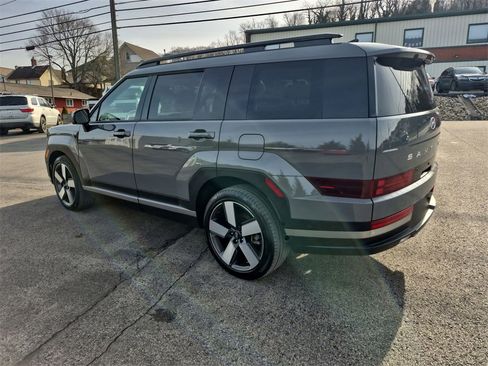 Used 2024 Hyundai Santa Fe Limited image 13