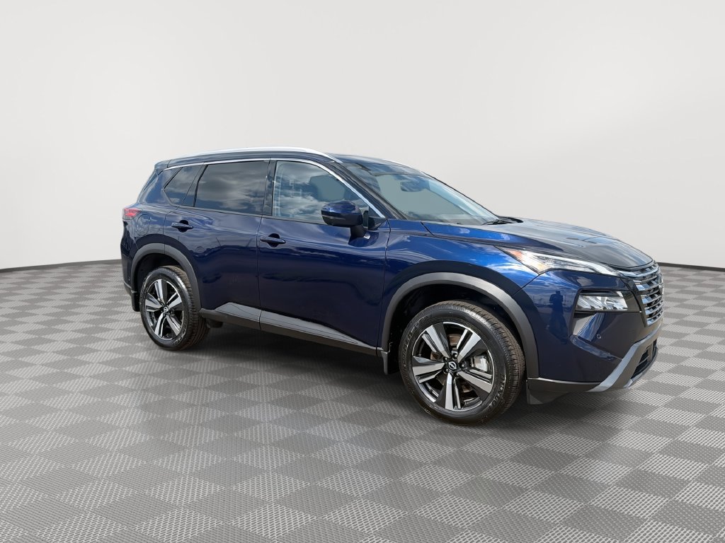 Certified 2025 Nissan Rogue SL w/ Tech Package AWD/4WD image 14