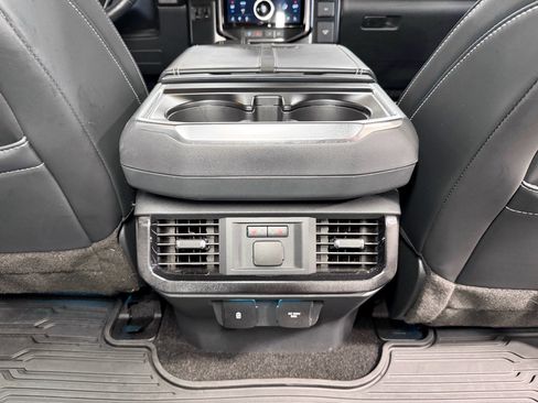 Used 2022 Ford F150 Lightning Platinum AWD/4WD image 23