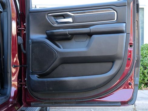 Used 2021 RAM 1500 Big Horn RWD image 39