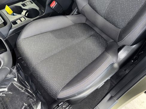 Used 2025 Subaru Forester Premium image 34