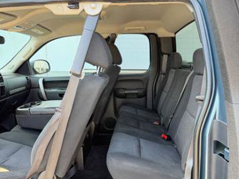 Used 2010 Chevrolet Silverado 1500 LT w/ Power Pack Plus AWD/4WD image 12