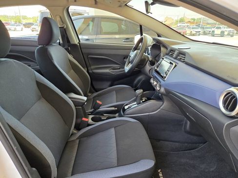 Used 2024 Nissan Versa SV FWD image 25