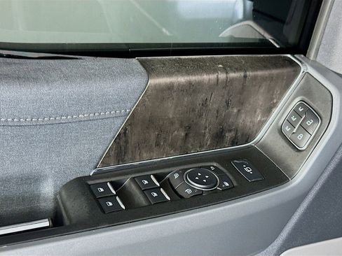 Used 2024 Ford F350 Lariat AWD/4WD image 18