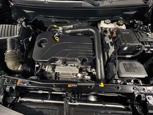 Used 2023 Chevrolet Equinox LS w/ Midnight Edition image 37