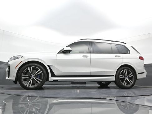 Used 2022 BMW X7 M50i w/ Dynamic Handling Package AWD/4WD image 26