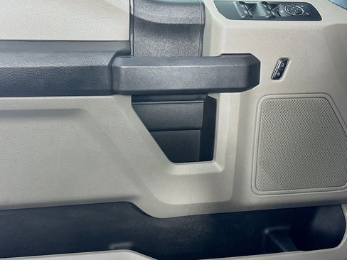Used 2018 Ford F150 XL w/ Equipment Group 101A Mid AWD/4WD image 15
