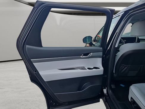 Used 2025 Hyundai Palisade SEL AWD/4WD image 17