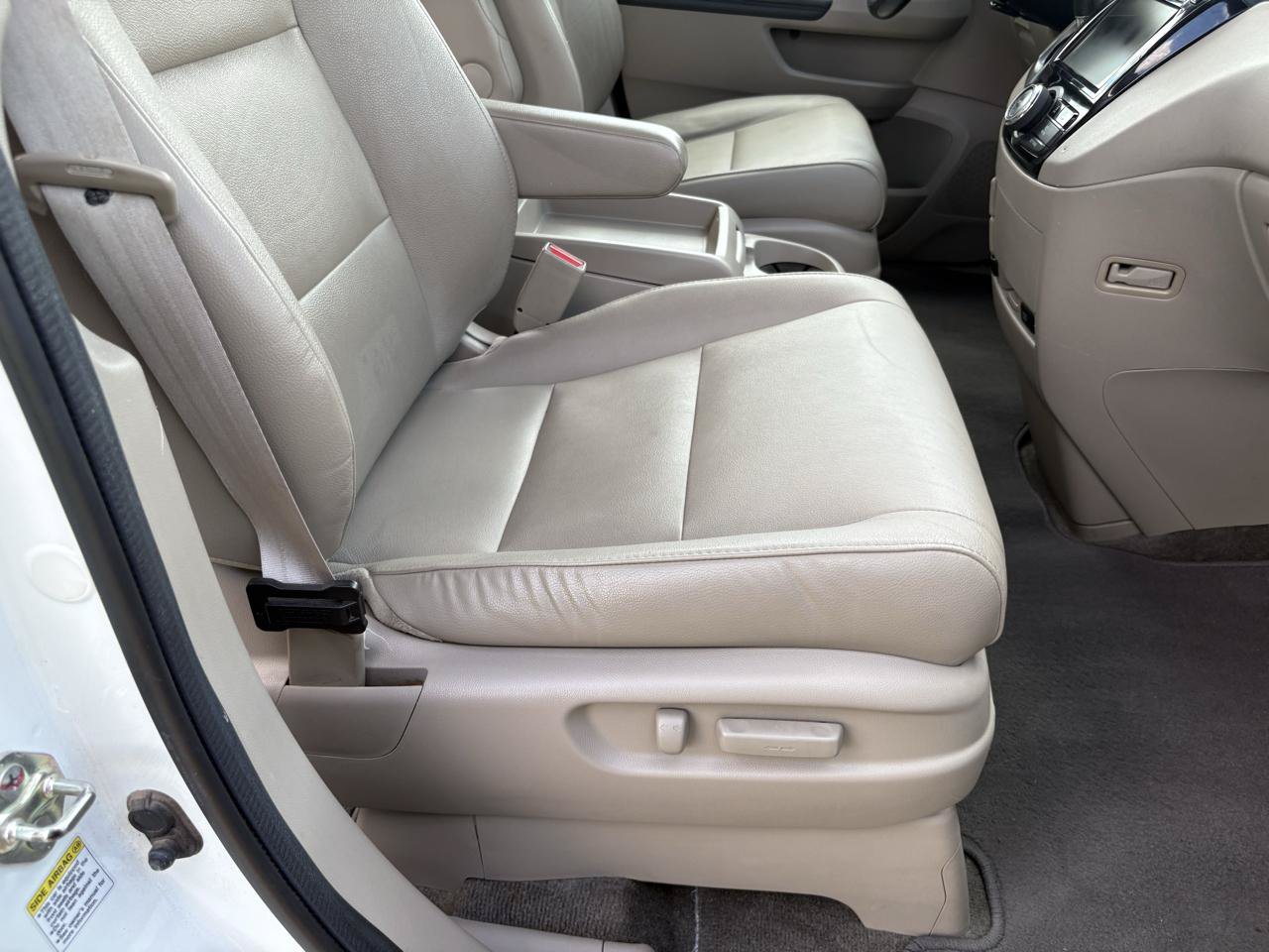 Used 2014 Honda Odyssey EX-L image 37