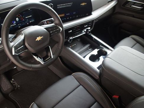 New 2026 Chevrolet Tahoe Premier RWD image 2