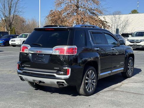 Used 2017 GMC Terrain Denali image 2