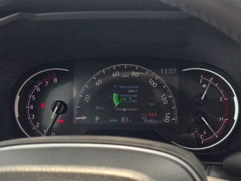 Certified 2025 Toyota RAV4 XLE Premium image 31