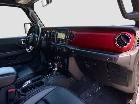 Used 2021 Jeep Gladiator Rubicon AWD/4WD image 22