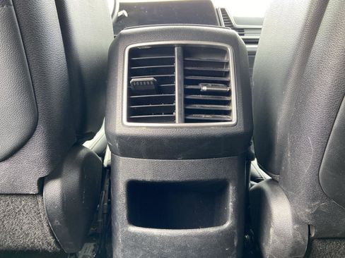 Used 2023 Kia Sportage EX image 13