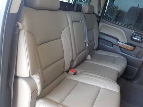 Used 2018 GMC Sierra 1500 SLT image 33