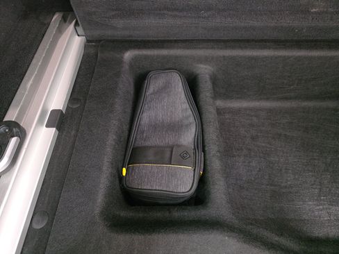 Used 2023 Rivian R1S Adventure AWD/4WD image 34