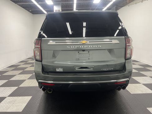 Used 2023 Chevrolet Suburban Premier AWD/4WD image 3