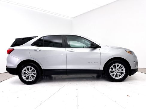 Used 2021 Chevrolet Equinox LS w/ LS Convenience Package FWD image 37
