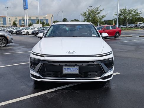 Used 2024 Hyundai Sonata SEL FWD image 8