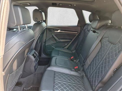 Used 2018 Audi SQ5 Prestige w/ Prestige Package AWD/4WD image 16