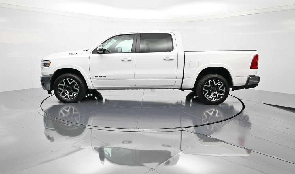 Used 2025 RAM 1500 Laramie AWD/4WD image 8