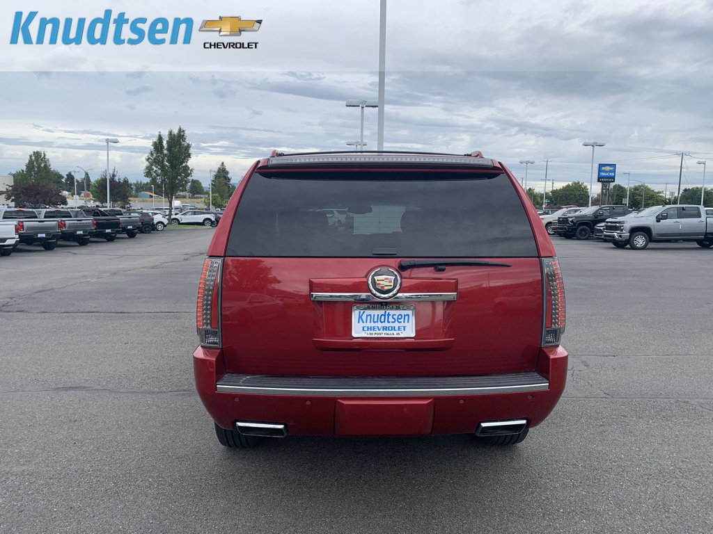 Used 2013 Cadillac Escalade Premium AWD/4WD image 6