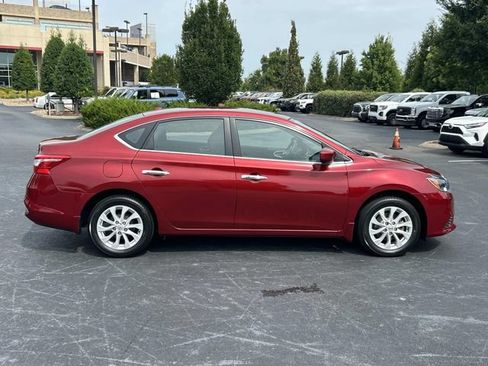 Used 2019 Nissan Sentra SV FWD image 3
