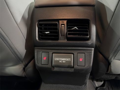 Used 2018 Subaru Outback 2.5i Limited image 36