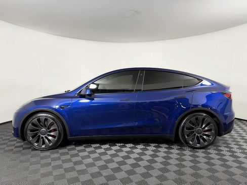 Used 2022 Tesla Model Y Performance AWD/4WD image 17