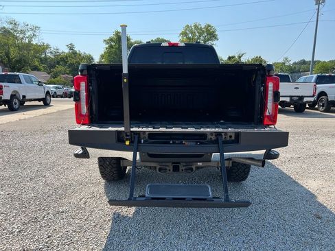 Used 2025 Ford F250 Lariat w/ Tremor Off-Road Package AWD/4WD image 17