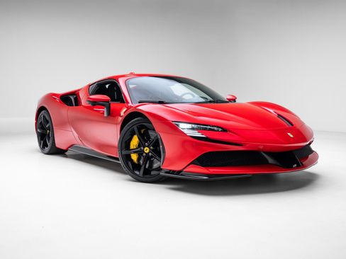Used 2024 Ferrari SF90 Stradale image 22