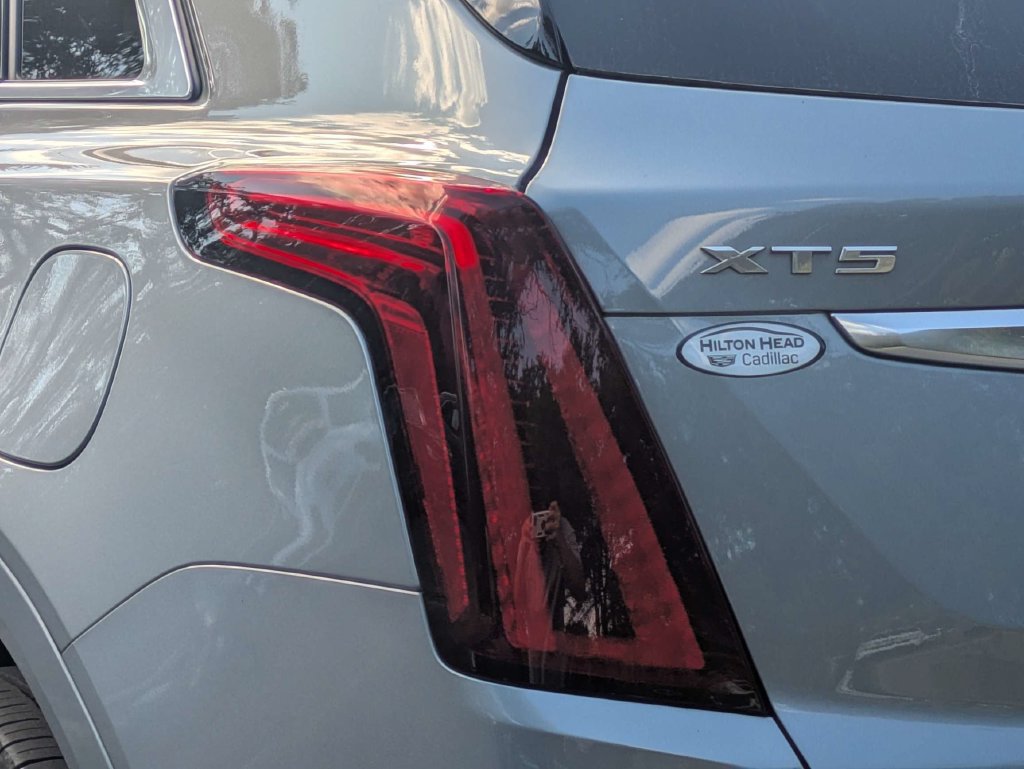 Certified 2024 Cadillac XT5 Premium Luxury AWD/4WD image 5