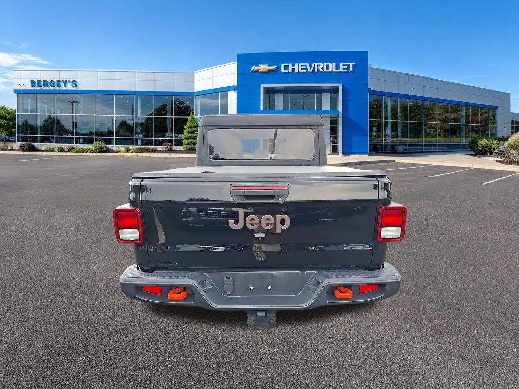 Used 2023 Jeep Gladiator Mojave w/ Cold Weather Group AWD/4WD image 3