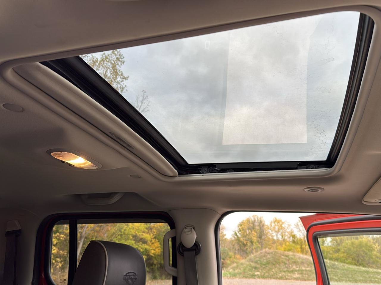 Used 2009 HUMMER H3 Alpha AWD/4WD image 31