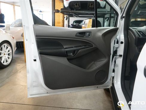 Used 2020 Ford Transit Connect XL FWD image 9