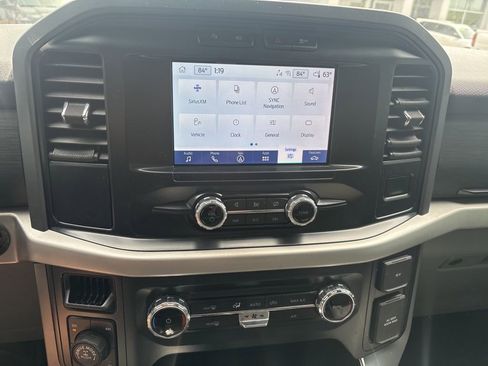 Used 2022 Ford F150 XLT w/ Equipment Group 301A Mid image 10