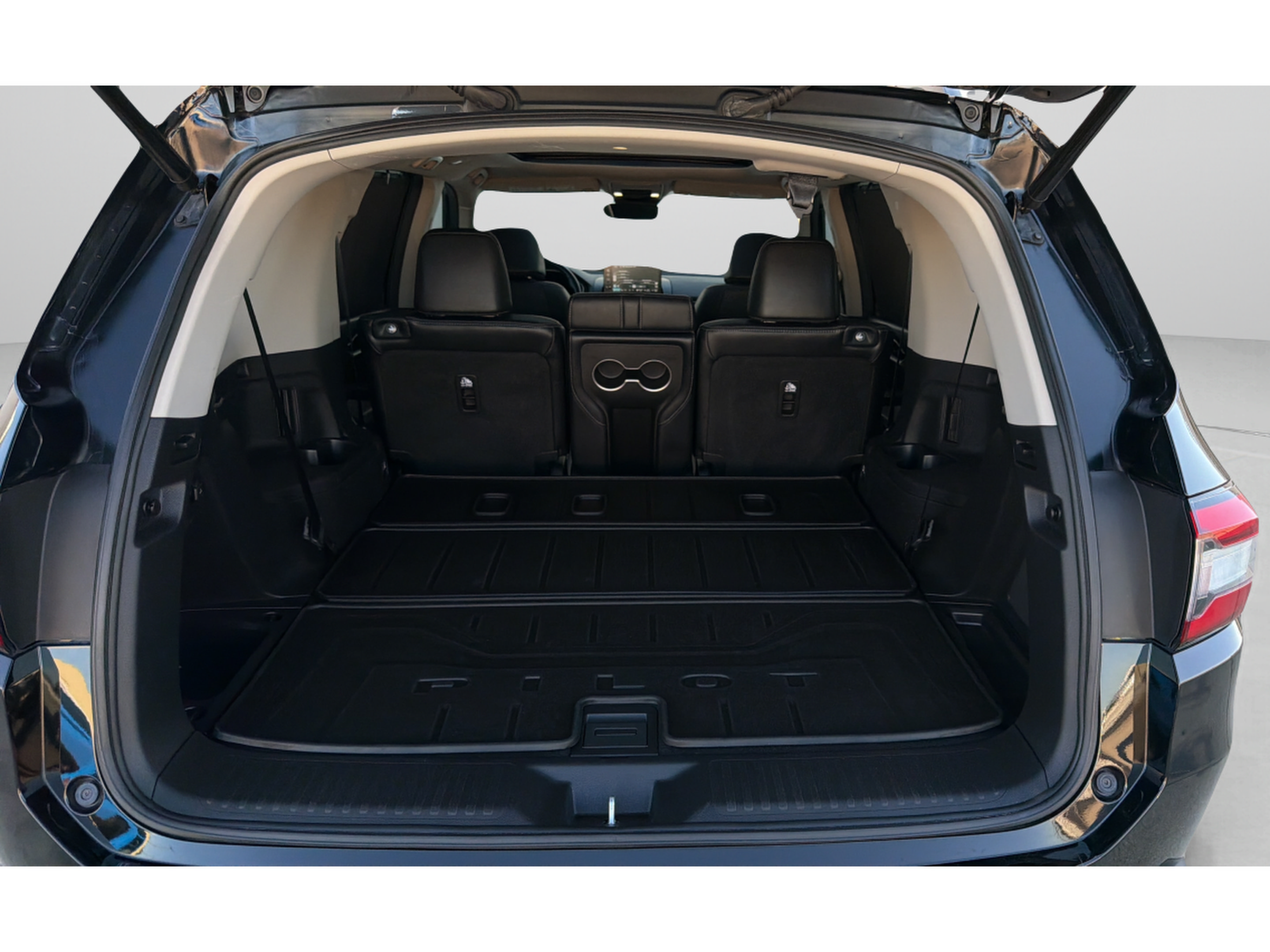 Used 2025 Honda Pilot Touring image 30