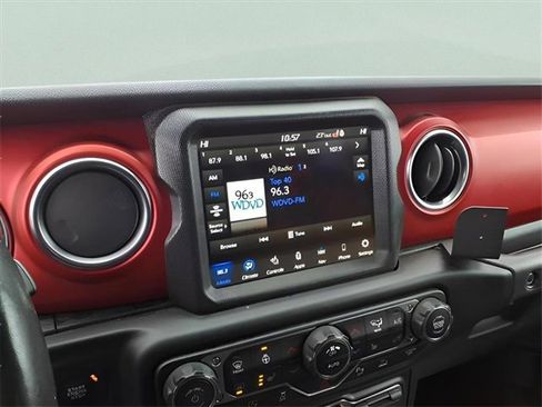 Used 2021 Jeep Wrangler Unlimited Rubicon w/ Xtreme Recon 35" Tire Package image 19