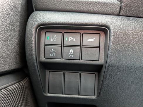 Used 2022 Honda CR-V Touring image 25