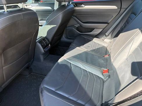Used 2019 Volkswagen Arteon SEL Premium AWD/4WD image 16