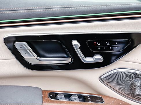 Certified 2023 Mercedes-Benz EQS 580 4MATIC SUV image 23