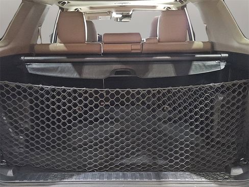 Certified 2022 Toyota 4Runner SR5 Premium image 12