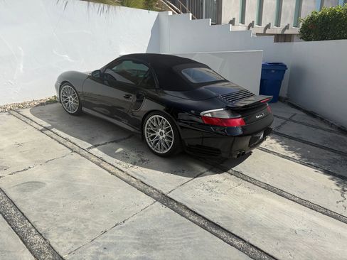 Used 2005 Porsche 911 Turbo image 1