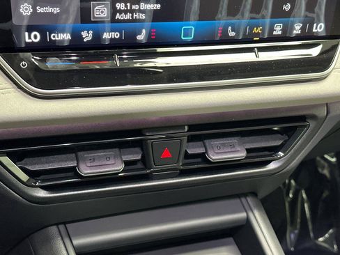 New 2026 Volkswagen Tiguan SE AWD/4WD image 19