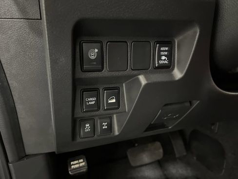 Used 2023 Nissan Frontier PRO-4X w/ Pro Convenience Package image 15