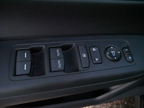 Certified 2026 Honda CR-V EX image 19