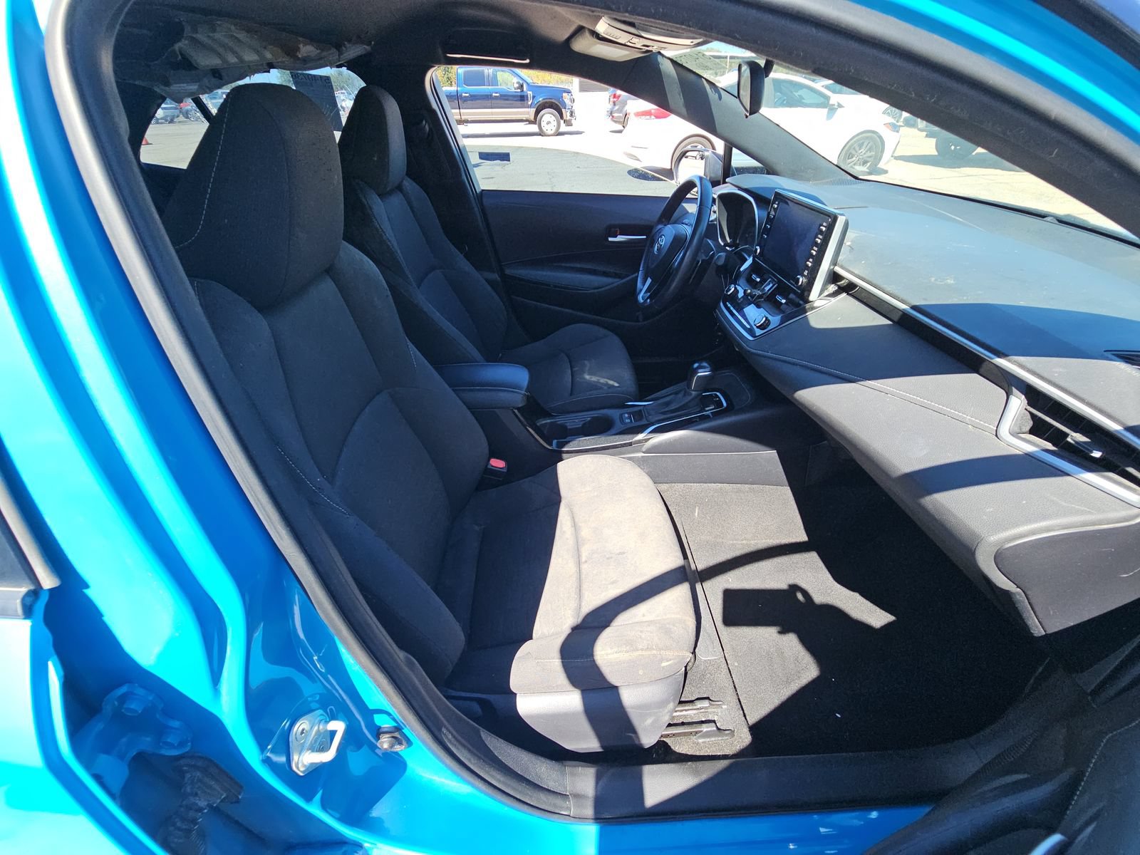Used 2021 Toyota Corolla SE w/ Carpet Mat Package (TMS) FWD image 10