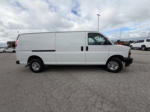 Used 2023 Chevrolet Express 2500 Extended w/ Driver Convenience Package image 4